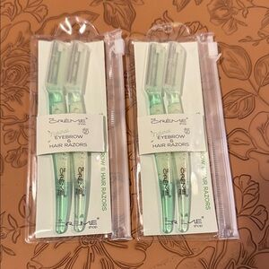 2/$10 the Crème shop Eyebrow and Hair Razors - 🆕